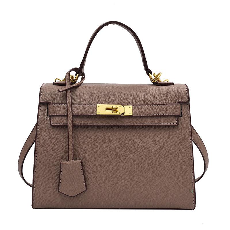 Luxury Cowgirl Kelly Purse – Trendy, High-Fashion Leather Handbag with Adjustable Strap
